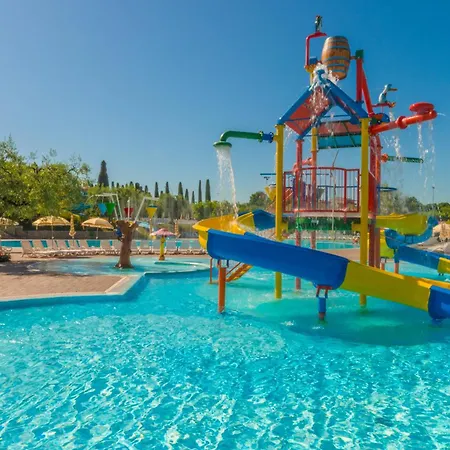 Camping Spiaggia D'oro Kamp alanı *