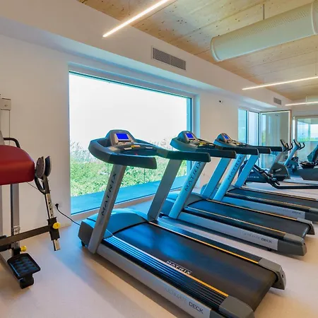 مكان تخييم Camping Spiaggia D'oro لاتيزي