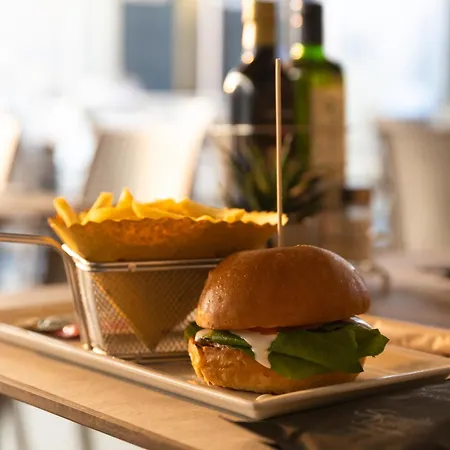 مكان تخييم Camping Spiaggia D'oro *