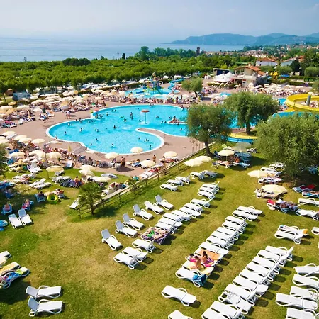Kamp alanı Camping Spiaggia D'oro